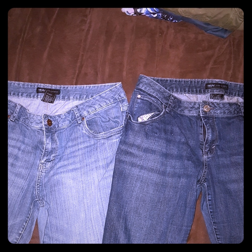 "Mossimo" medium wash and dark wash bundle